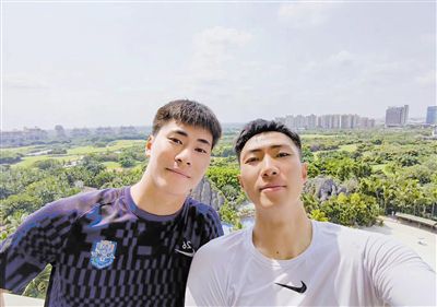 精品嫩草