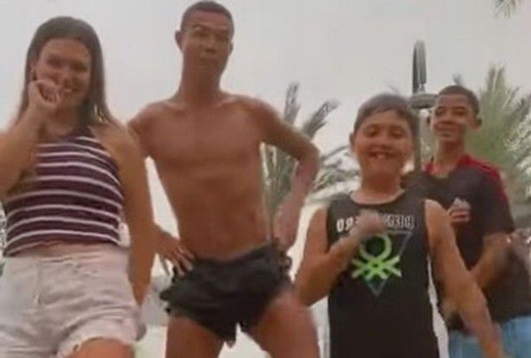 三级年轻漂亮少妇